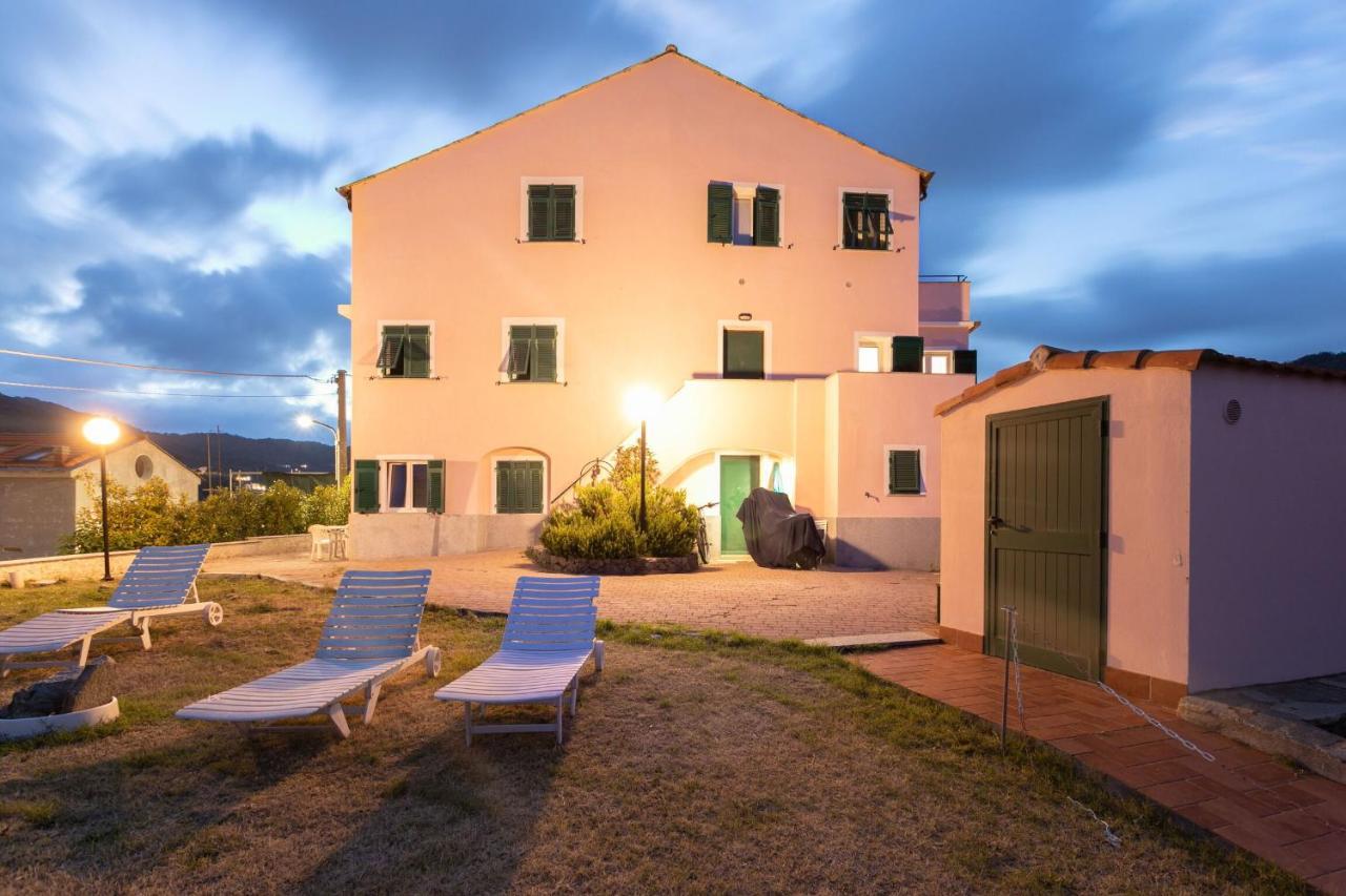 Villa Zafferano Suites Celle Ligure Exteriör bild
