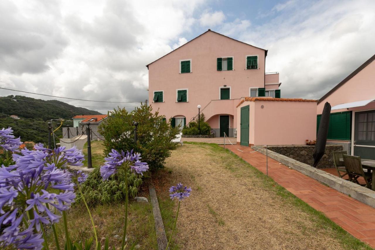 Villa Zafferano Suites Celle Ligure Exteriör bild